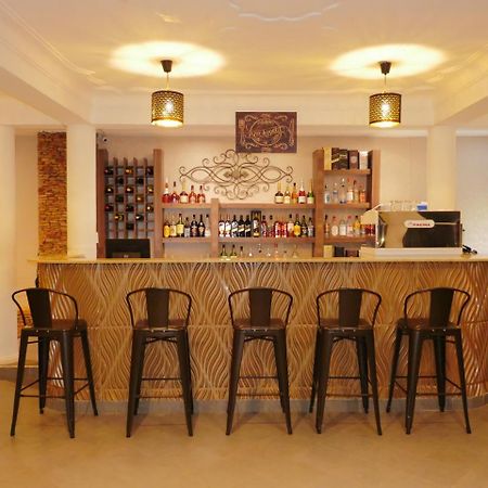 Ivory Castle Limited Hotell Kampala Eksteriør bilde