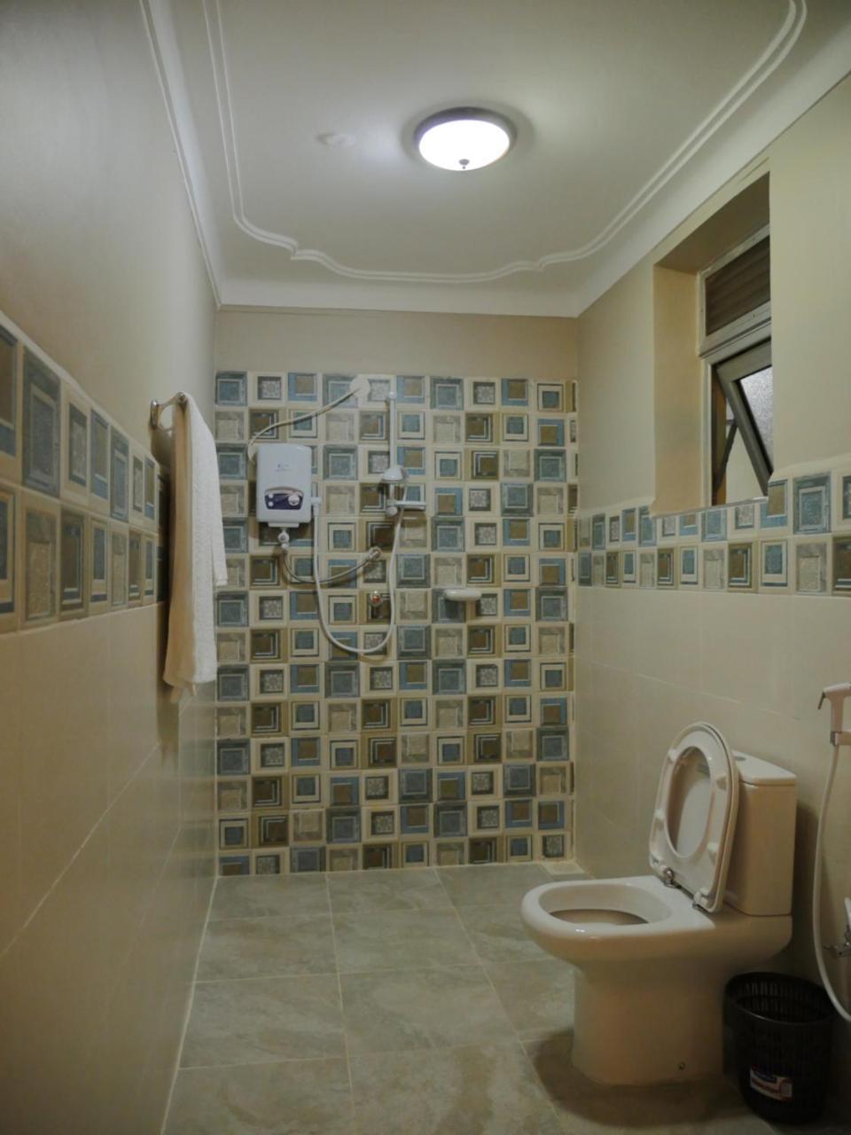 Ivory Castle Limited Hotell Kampala Eksteriør bilde